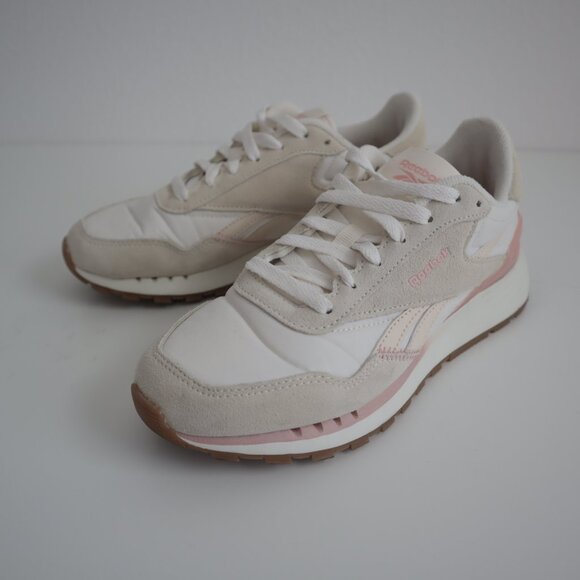 Reebok Classic Suede Leather Sneaker | 7.5 - Picture 2 of 8